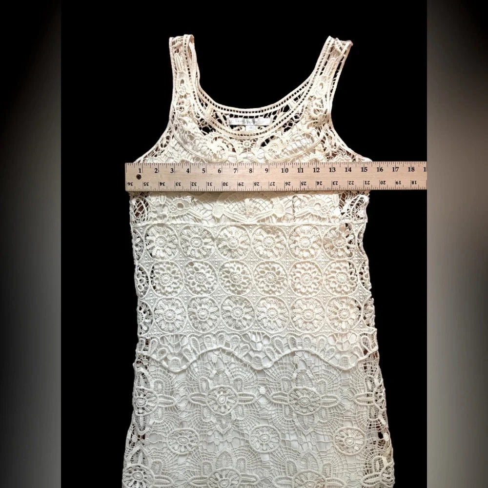 Lauren Conrad Dress - Picture 7 of 9